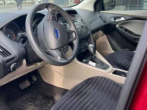 Форд Фокус 2016 в Ужгороде на Automoto.ua Красный Форд Фокус, объемом двигателя 2 л и пробегом 165 тыс. км за 6000 $, фото 12 на Automoto.ua