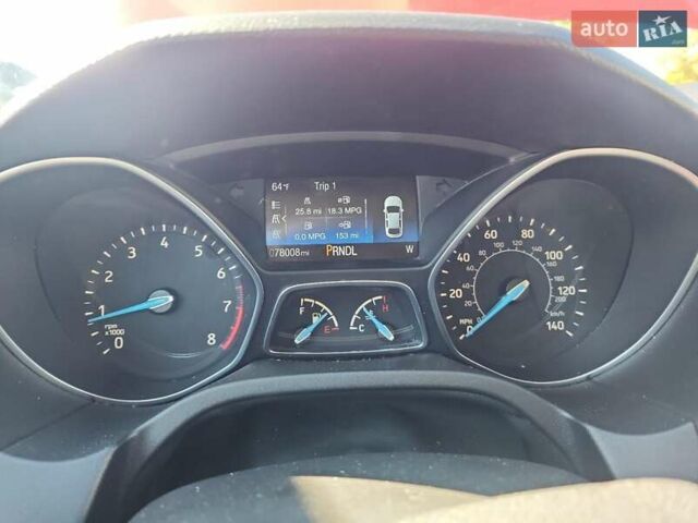 Красный Форд Фокус, объемом двигателя 2 л и пробегом 125 тыс. км за 1600 $, фото 7 на Automoto.ua