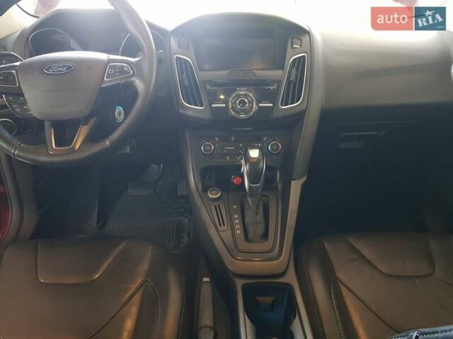 Форд Фокус 2016 в Одессе на Automoto.ua Красный Форд Фокус, объемом двигателя 2 л и пробегом 190 тыс. км за 7800 $, фото 18 на Automoto.ua