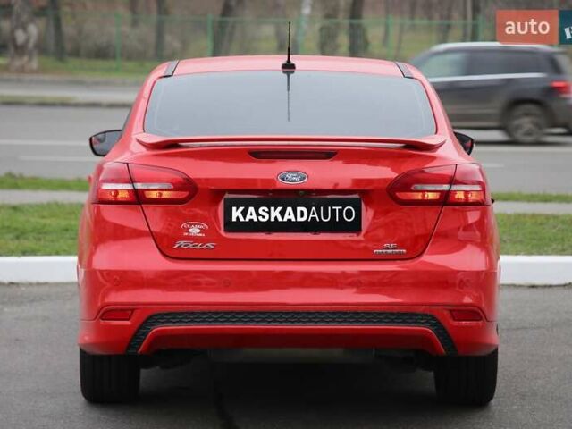 Червоний Форд Фокус, об'ємом двигуна 2 л та пробігом 195 тис. км за 7500 $, фото 4 на Automoto.ua