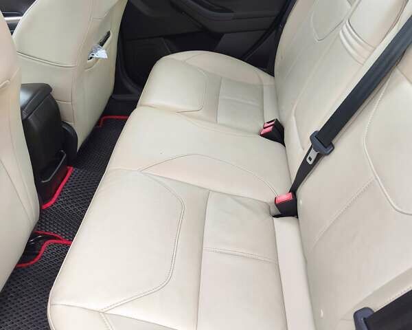 Красный Форд Фокус, объемом двигателя 2 л и пробегом 198 тыс. км за 10500 $, фото 27 на Automoto.ua