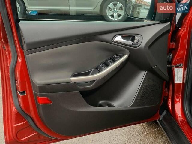 Червоний Форд Фокус, об'ємом двигуна 2 л та пробігом 199 тис. км за 9790 $, фото 19 на Automoto.ua