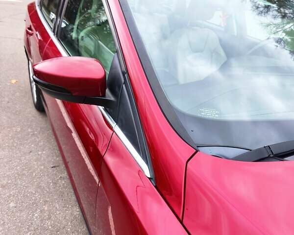 Красный Форд Фокус, объемом двигателя 2 л и пробегом 198 тыс. км за 10500 $, фото 1 на Automoto.ua