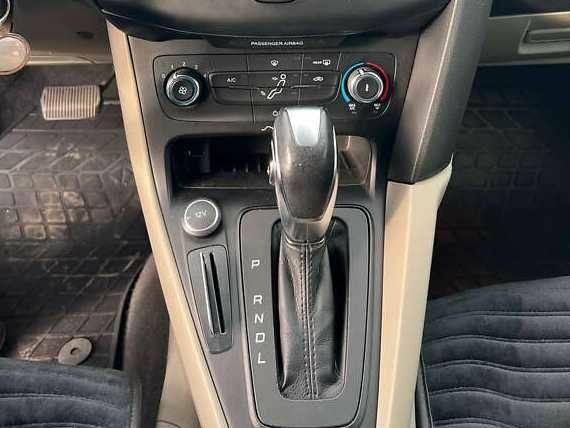 Форд Фокус 2016 в Ужгороде на Automoto.ua Красный Форд Фокус, объемом двигателя 2 л и пробегом 165 тыс. км за 6000 $, фото 13 на Automoto.ua