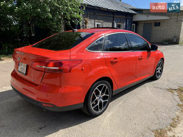 Красный Форд Фокус, объемом двигателя 2 л и пробегом 149 тыс. км за 10000 $, фото 8 на Automoto.ua