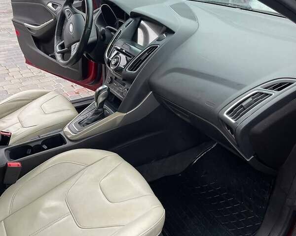 Красный Форд Фокус, объемом двигателя 2 л и пробегом 110 тыс. км за 10350 $, фото 17 на Automoto.ua