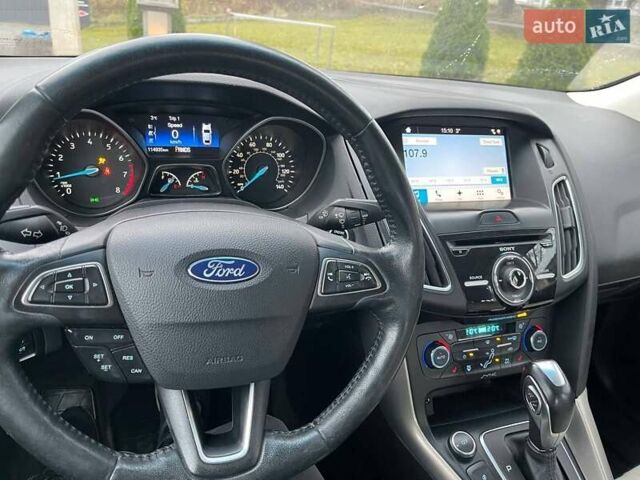 Красный Форд Фокус, объемом двигателя 2 л и пробегом 110 тыс. км за 10350 $, фото 16 на Automoto.ua