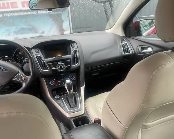 Красный Форд Фокус, объемом двигателя 2 л и пробегом 110 тыс. км за 10350 $, фото 12 на Automoto.ua