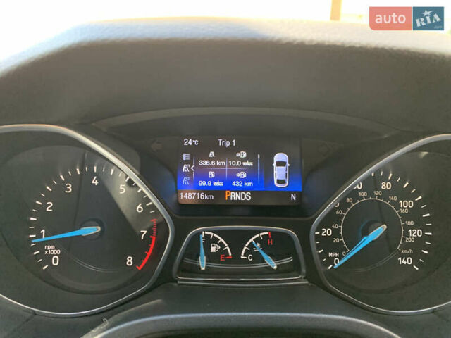 Красный Форд Фокус, объемом двигателя 2 л и пробегом 149 тыс. км за 10000 $, фото 23 на Automoto.ua