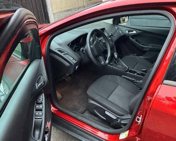 Красный Форд Фокус, объемом двигателя 1 л и пробегом 50 тыс. км за 7000 $, фото 8 на Automoto.ua