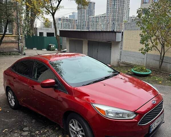 Красный Форд Фокус, объемом двигателя 1 л и пробегом 50 тыс. км за 7000 $, фото 5 на Automoto.ua