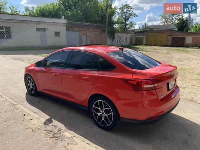 Красный Форд Фокус, объемом двигателя 2 л и пробегом 149 тыс. км за 10000 $, фото 9 на Automoto.ua