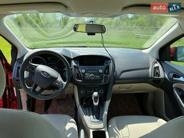 Форд Фокус 2018 в Калуше на Automoto.ua Красный Форд Фокус, объемом двигателя 2 л и пробегом 125 тыс. км за 8000 $, фото 8 на Automoto.ua