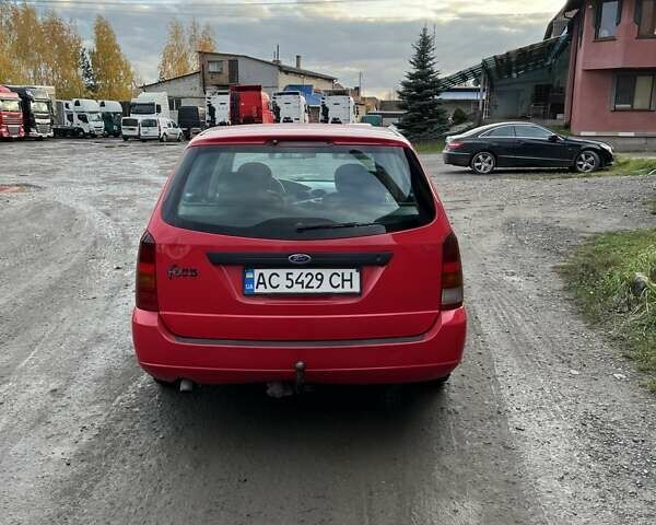 Красный Форд Фокус, объемом двигателя 1.75 л и пробегом 285 тыс. км за 2950 $, фото 7 на Automoto.ua
