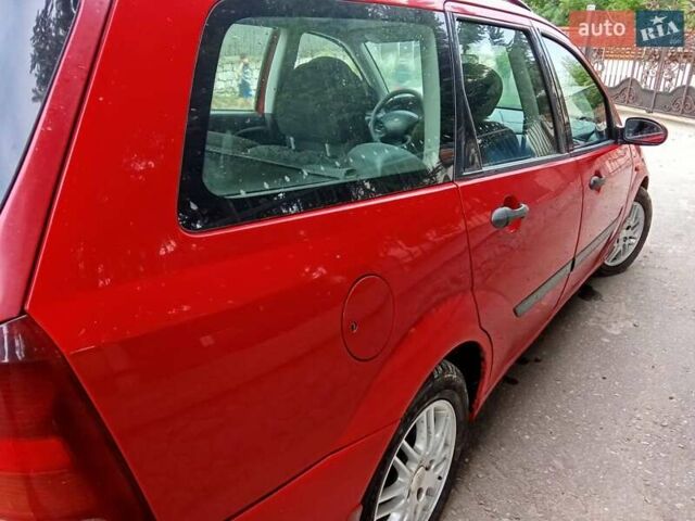 Красный Форд Фокус, объемом двигателя 1.6 л и пробегом 323 тыс. км за 2800 $, фото 7 на Automoto.ua