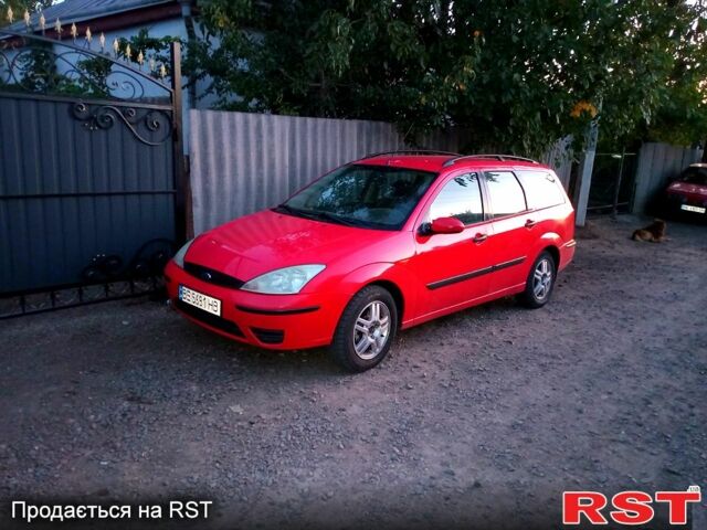 Червоний Форд Фокус, об'ємом двигуна 1.6 л та пробігом 345 тис. км за 2350 $, фото 1 на Automoto.ua