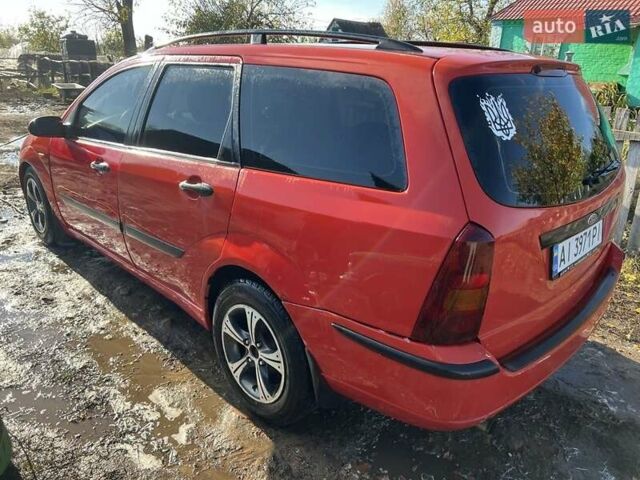 Форд Фокус 2002 в Житомире на Automoto.ua Красный Форд Фокус, объемом двигателя 1.6 л и пробегом 350 тыс. км за 2000 $, фото 5 на Automoto.ua