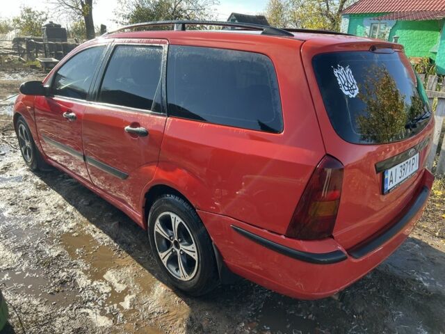 Форд Фокус 2002 в Житомире на Automoto.ua Красный Форд Фокус, объемом двигателя 1.6 л и пробегом 350 тыс. км за 2000 $, фото 6 на Automoto.ua