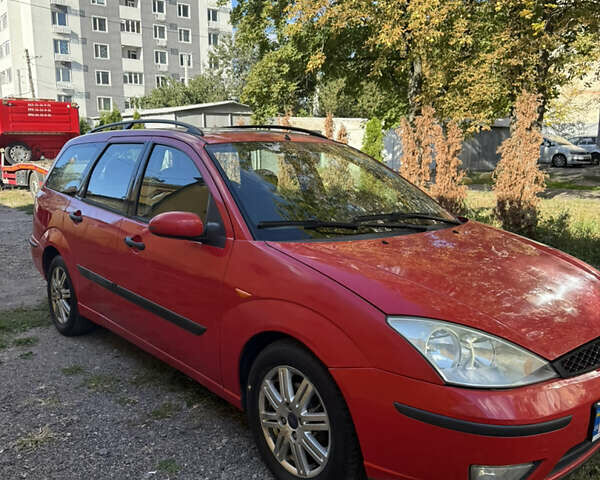 Красный Форд Фокус, объемом двигателя 1.8 л и пробегом 223 тыс. км за 2950 $, фото 5 на Automoto.ua