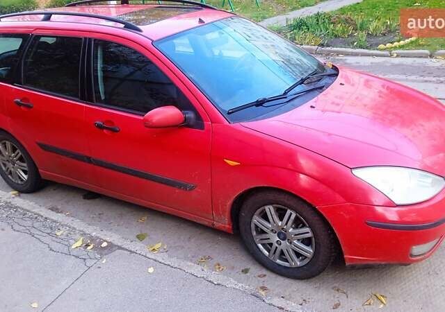 Красный Форд Фокус, объемом двигателя 1.8 л и пробегом 223 тыс. км за 3500 $, фото 8 на Automoto.ua