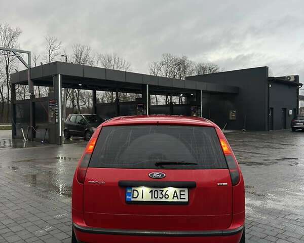 Красный Форд Фокус, объемом двигателя 1.56 л и пробегом 262 тыс. км за 3599 $, фото 4 на Automoto.ua