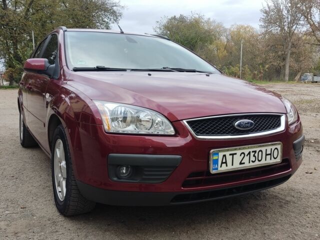 Красный Форд Фокус, объемом двигателя 1.6 л и пробегом 190 тыс. км за 4500 $, фото 10 на Automoto.ua