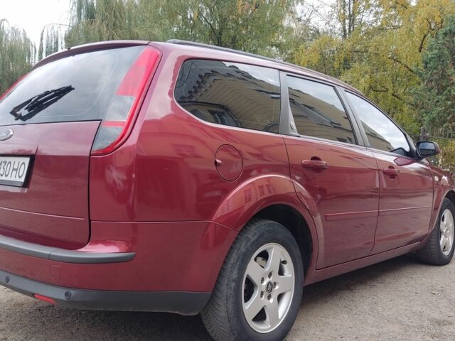 Красный Форд Фокус, объемом двигателя 1.6 л и пробегом 190 тыс. км за 4500 $, фото 14 на Automoto.ua