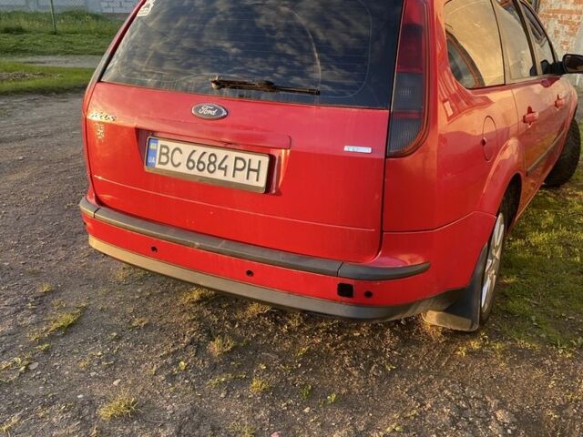 Червоний Форд Фокус, об'ємом двигуна 1.8 л та пробігом 260 тис. км за 3750 $, фото 4 на Automoto.ua