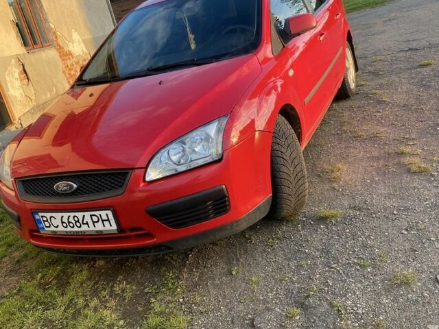 Червоний Форд Фокус, об'ємом двигуна 1.8 л та пробігом 260 тис. км за 3750 $, фото 1 на Automoto.ua