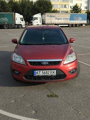 Красный Форд Фокус, объемом двигателя 1.6 л и пробегом 222 тыс. км за 5500 $, фото 11 на Automoto.ua