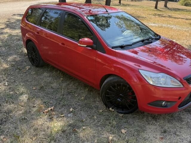 Червоний Форд Фокус, об'ємом двигуна 1.6 л та пробігом 403 тис. км за 5050 $, фото 7 на Automoto.ua