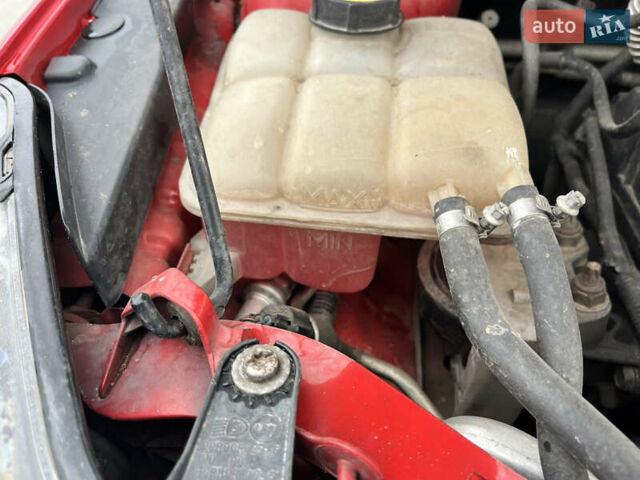 Красный Форд Фокус, объемом двигателя 1.56 л и пробегом 295 тыс. км за 5299 $, фото 19 на Automoto.ua