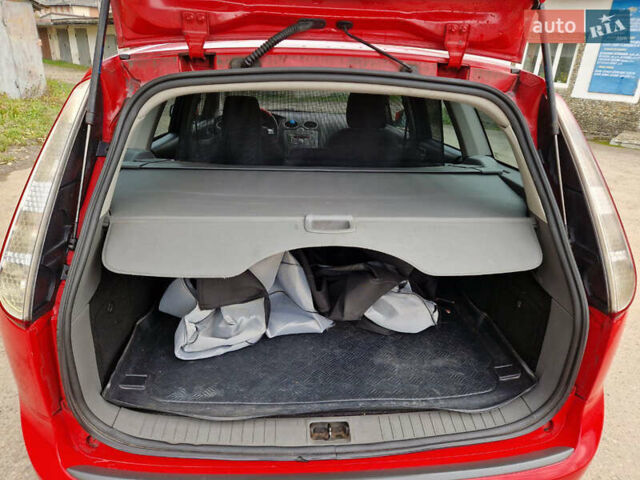 Червоний Форд Фокус, об'ємом двигуна 1.6 л та пробігом 260 тис. км за 4500 $, фото 17 на Automoto.ua