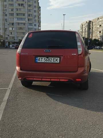 Красный Форд Фокус, объемом двигателя 1.6 л и пробегом 222 тыс. км за 5500 $, фото 6 на Automoto.ua