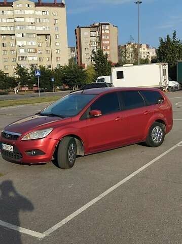 Красный Форд Фокус, объемом двигателя 1.6 л и пробегом 222 тыс. км за 5500 $, фото 5 на Automoto.ua