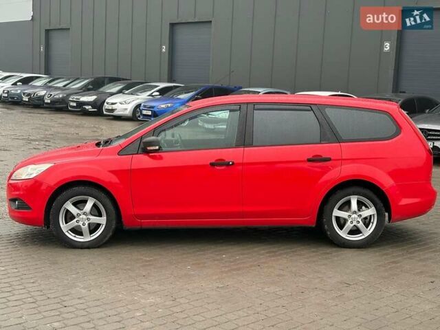 Красный Форд Фокус, объемом двигателя 1.6 л и пробегом 206 тыс. км за 4540 $, фото 11 на Automoto.ua