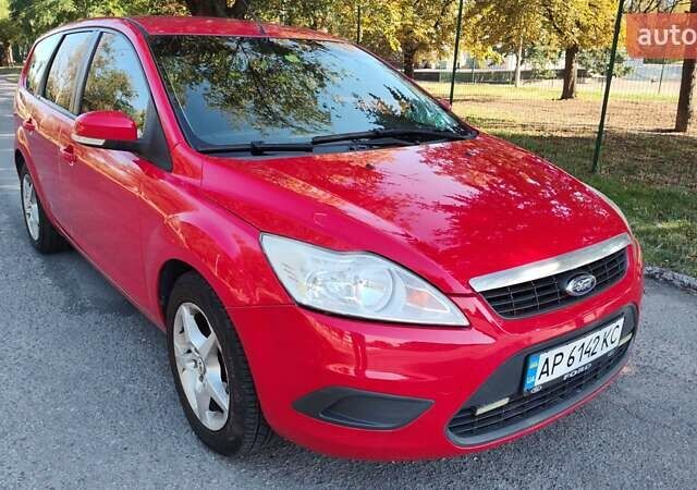 Красный Форд Фокус, объемом двигателя 1.6 л и пробегом 238 тыс. км за 6100 $, фото 8 на Automoto.ua