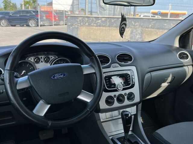 Червоний Форд Фокус, об'ємом двигуна 2 л та пробігом 161 тис. км за 7000 $, фото 19 на Automoto.ua