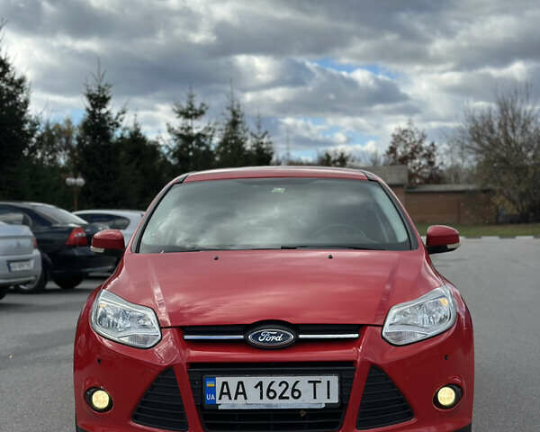 Красный Форд Фокус, объемом двигателя 1.6 л и пробегом 256 тыс. км за 6400 $, фото 4 на Automoto.ua