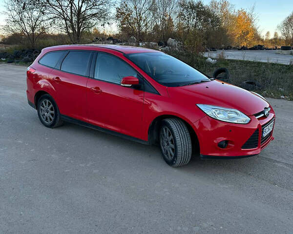 Красный Форд Фокус, объемом двигателя 1.6 л и пробегом 220 тыс. км за 6100 $, фото 3 на Automoto.ua