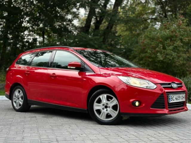 Красный Форд Фокус, объемом двигателя 1.6 л и пробегом 260 тыс. км за 7300 $, фото 2 на Automoto.ua