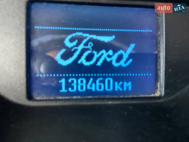 Красный Форд Фокус, объемом двигателя 1.6 л и пробегом 138 тыс. км за 7999 $, фото 10 на Automoto.ua