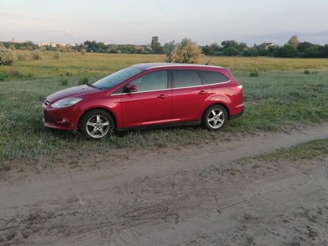 Красный Форд Фокус, объемом двигателя 1.6 л и пробегом 182 тыс. км за 6700 $, фото 2 на Automoto.ua