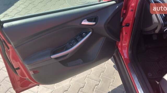 Красный Форд Фокус, объемом двигателя 1.6 л и пробегом 270 тыс. км за 6900 $, фото 18 на Automoto.ua
