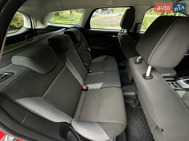 Красный Форд Фокус, объемом двигателя 1.6 л и пробегом 260 тыс. км за 7350 $, фото 63 на Automoto.ua