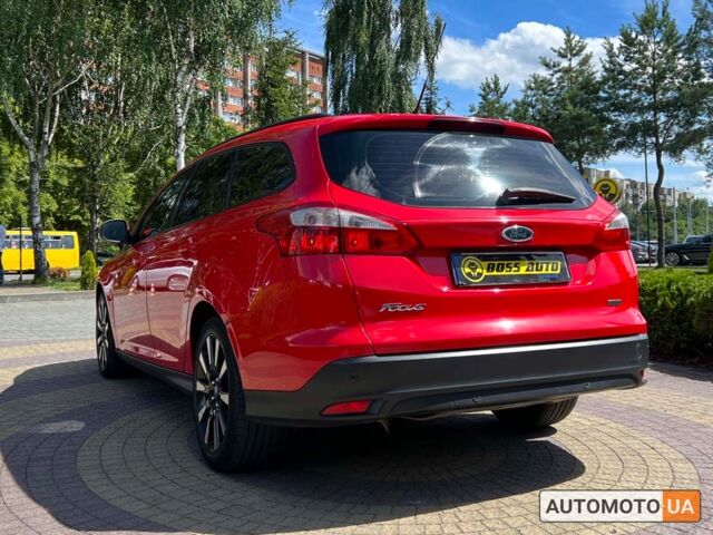 Красный Форд Фокус, объемом двигателя 1.6 л и пробегом 218 тыс. км за 7500 $, фото 4 на Automoto.ua