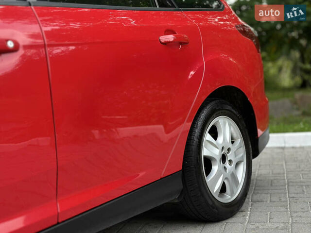 Красный Форд Фокус, объемом двигателя 1.6 л и пробегом 260 тыс. км за 7350 $, фото 22 на Automoto.ua