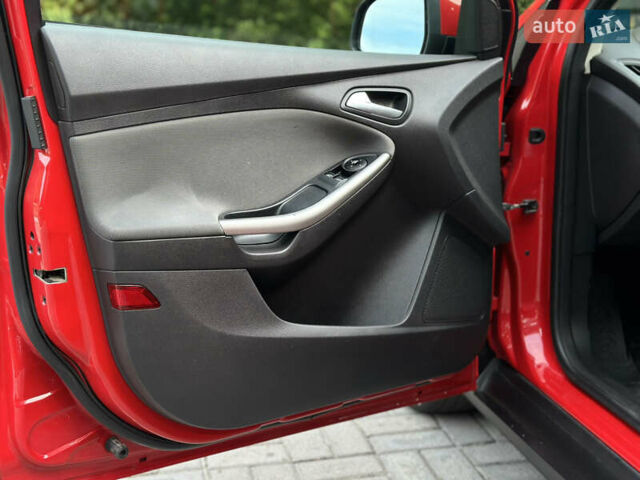 Красный Форд Фокус, объемом двигателя 1.6 л и пробегом 260 тыс. км за 7350 $, фото 37 на Automoto.ua