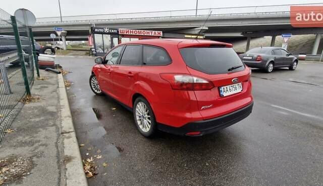Червоний Форд Фокус, об'ємом двигуна 1.6 л та пробігом 212 тис. км за 6700 $, фото 2 на Automoto.ua