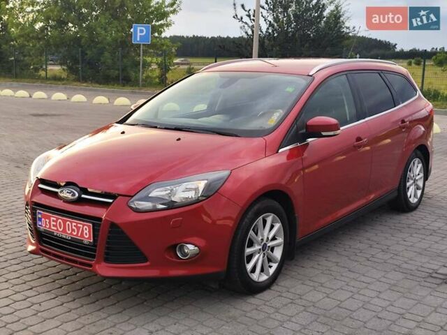 Красный Форд Фокус, объемом двигателя 1.6 л и пробегом 227 тыс. км за 7490 $, фото 2 на Automoto.ua